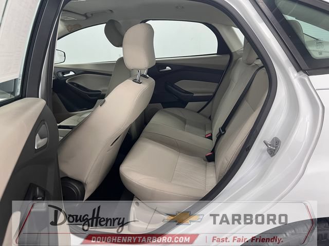 Used 2015 Ford Focus SE FWD image 27
