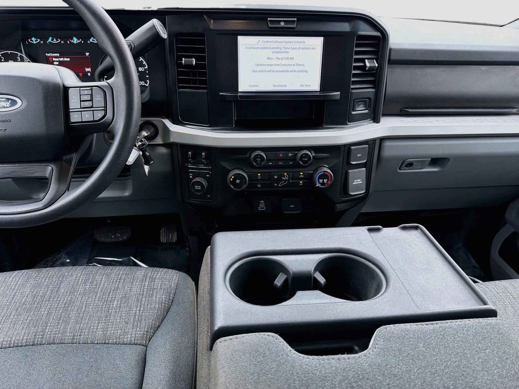 Used 2025 Ford F250 XLT AWD/4WD image 17