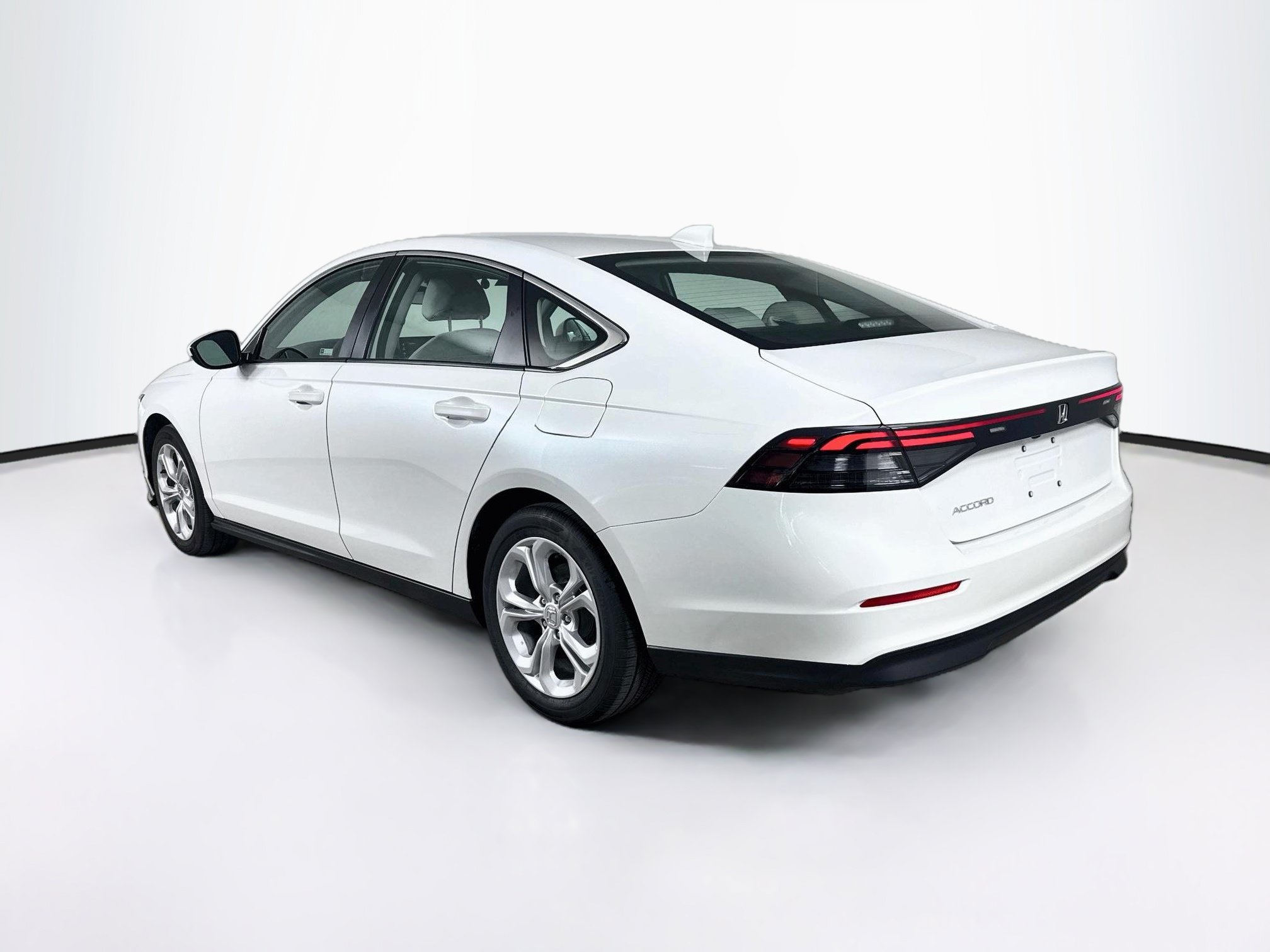 Certified 2026 Honda Accord LX image 28