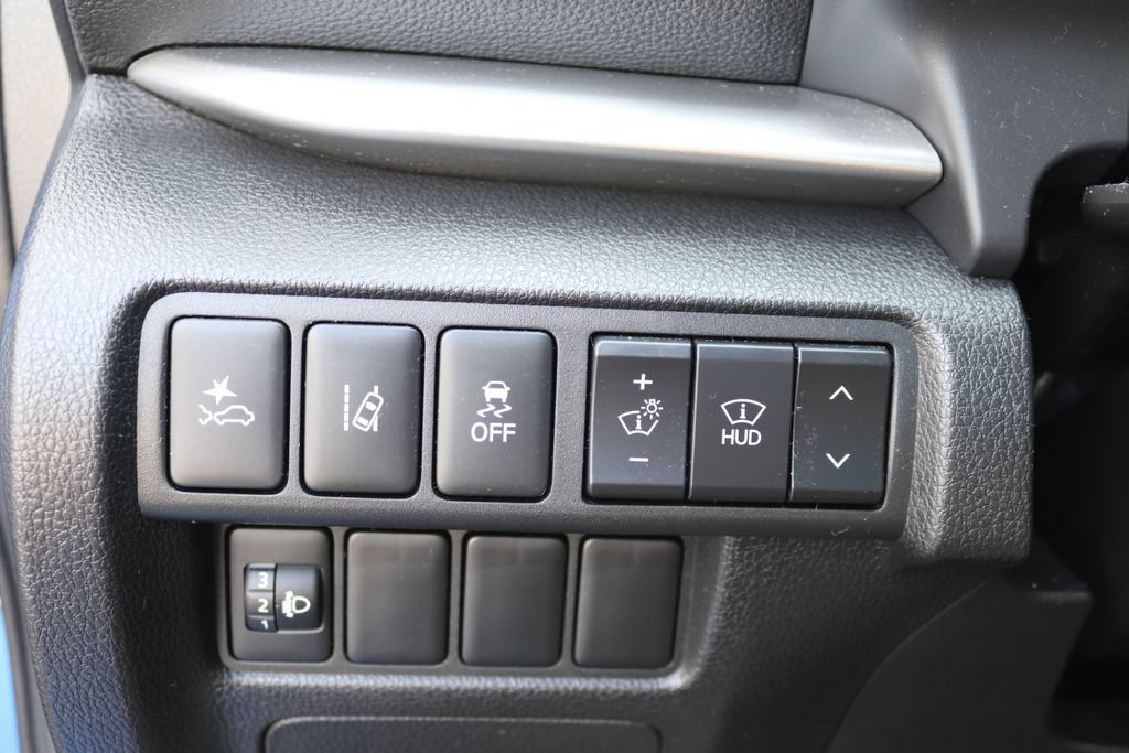 Used 2020 Mitsubishi Eclipse Cross SEL AWD/4WD image 7