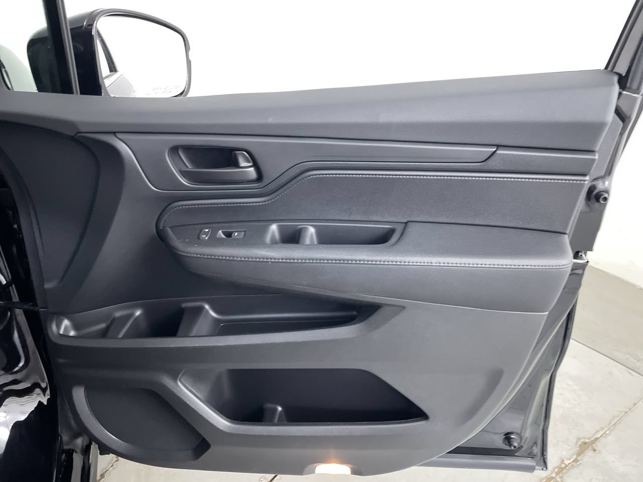 Used 2023 Honda Odyssey Sport image 23
