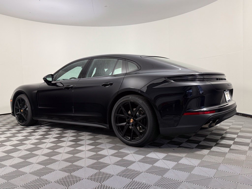New 2026 Porsche Panamera image 3