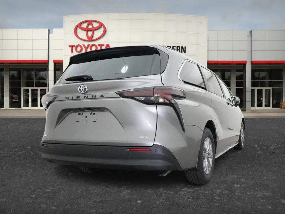 New 2026 Toyota Sienna XLE FWD image 21