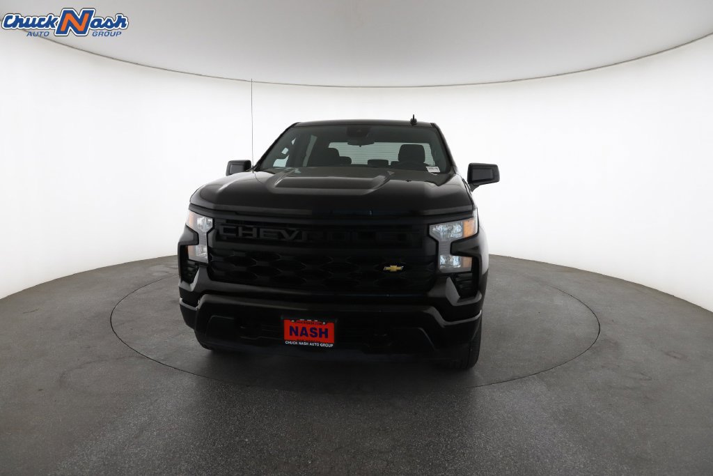 Used 2024 Chevrolet Silverado 1500 Custom AWD/4WD image 4