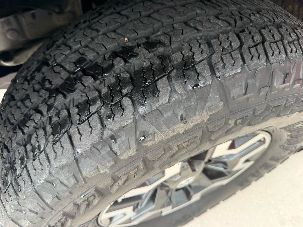 Used 2018 Toyota Tacoma TRD Off-Road AWD/4WD image 9