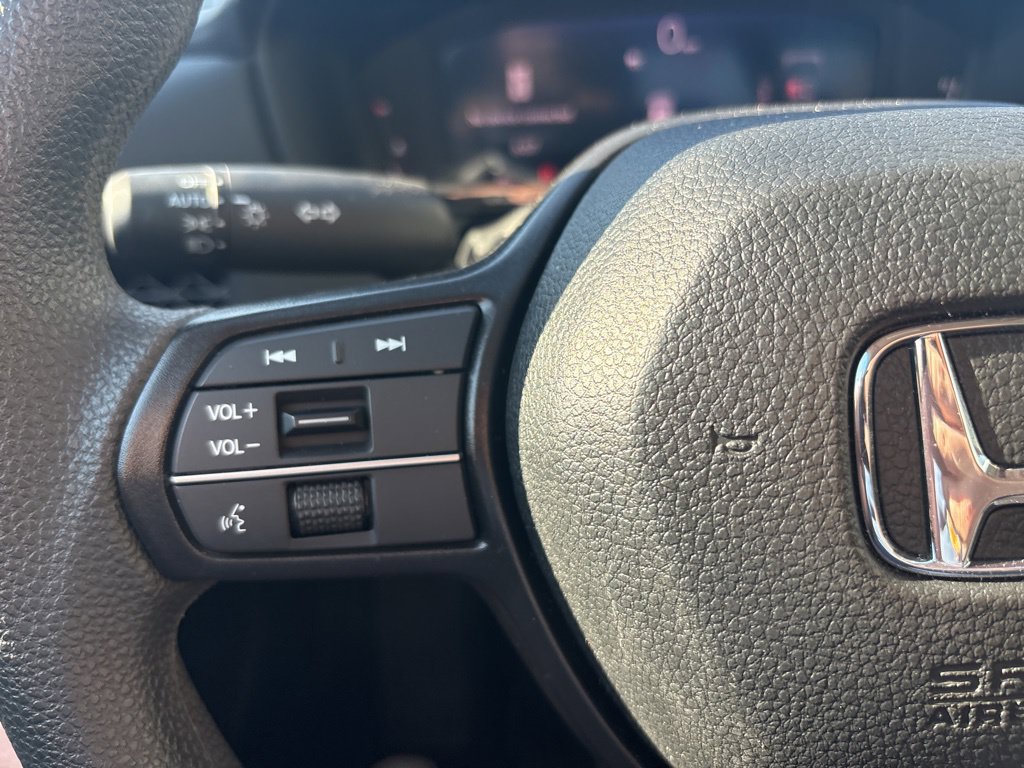 Certified 2025 Honda Accord SE image 11