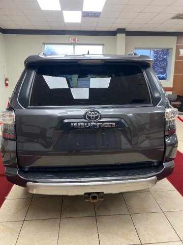 Used 2019 Toyota 4Runner TRD Off-Road image 7