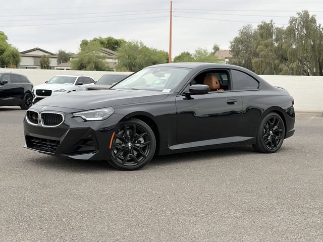 Used 2026 BMW 230i Coupe w/ M Sport Package RWD image 2