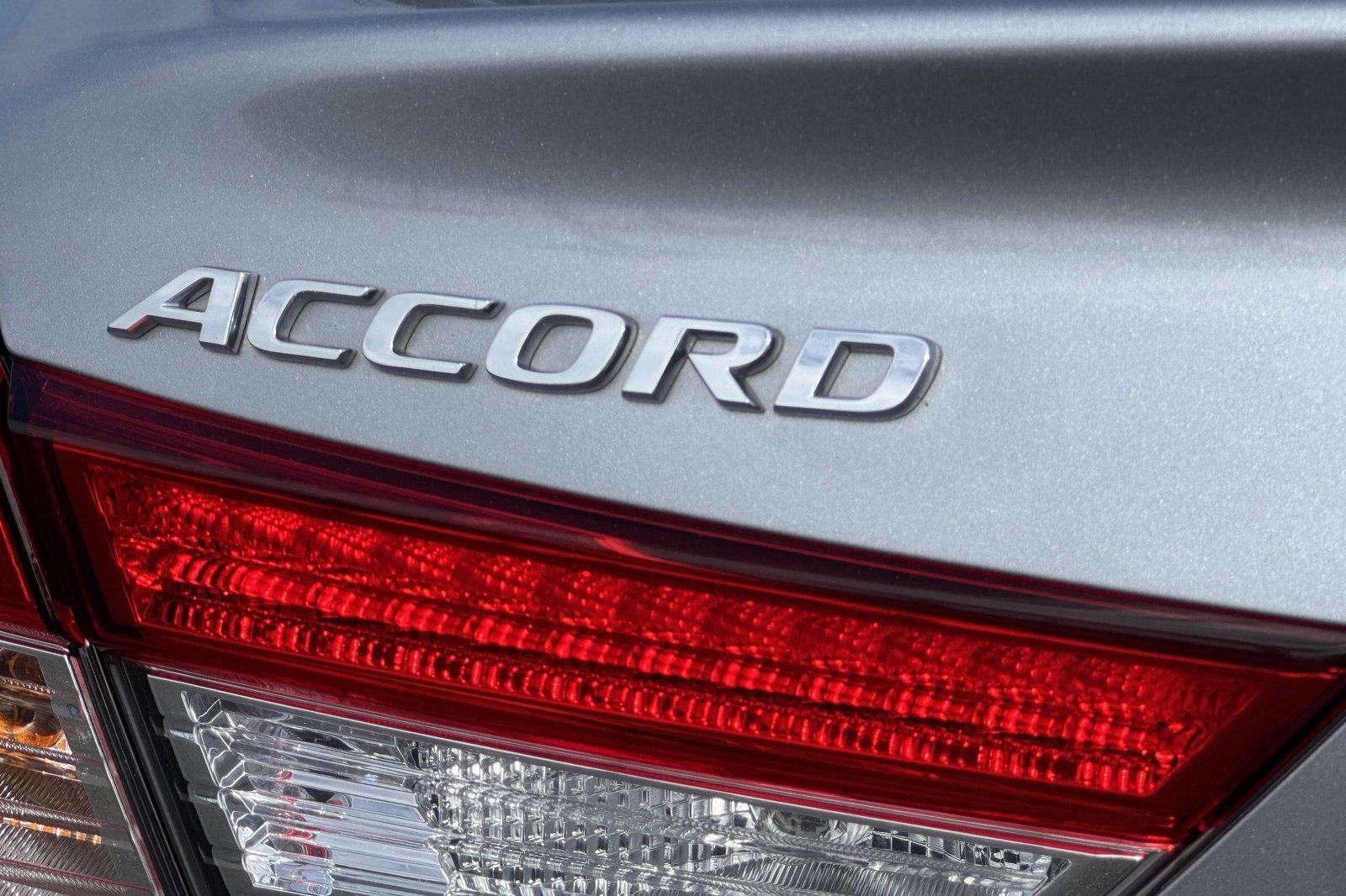 Used 2021 Honda Accord LX image 28