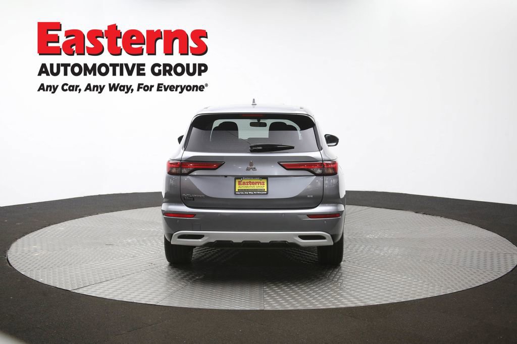 Used 2024 Mitsubishi Outlander SE image 36