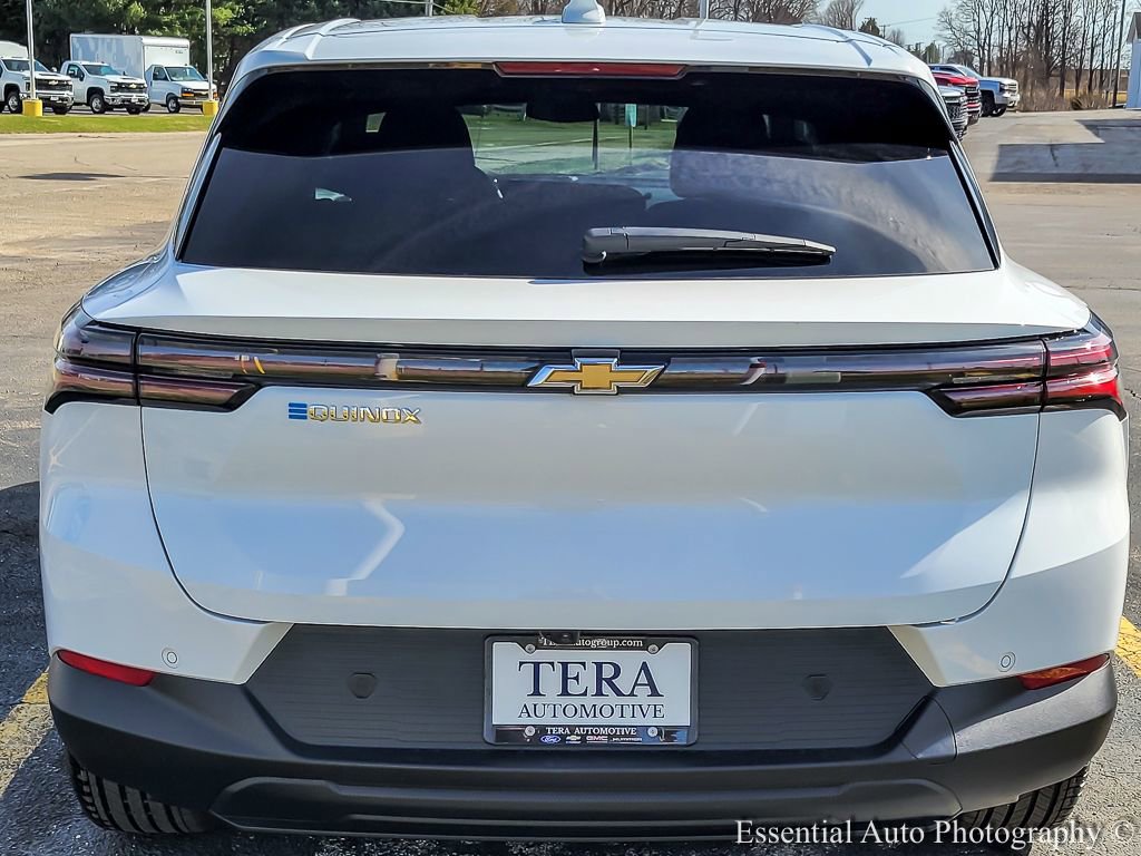 New 2026 Chevrolet Equinox EV LT FWD image 5