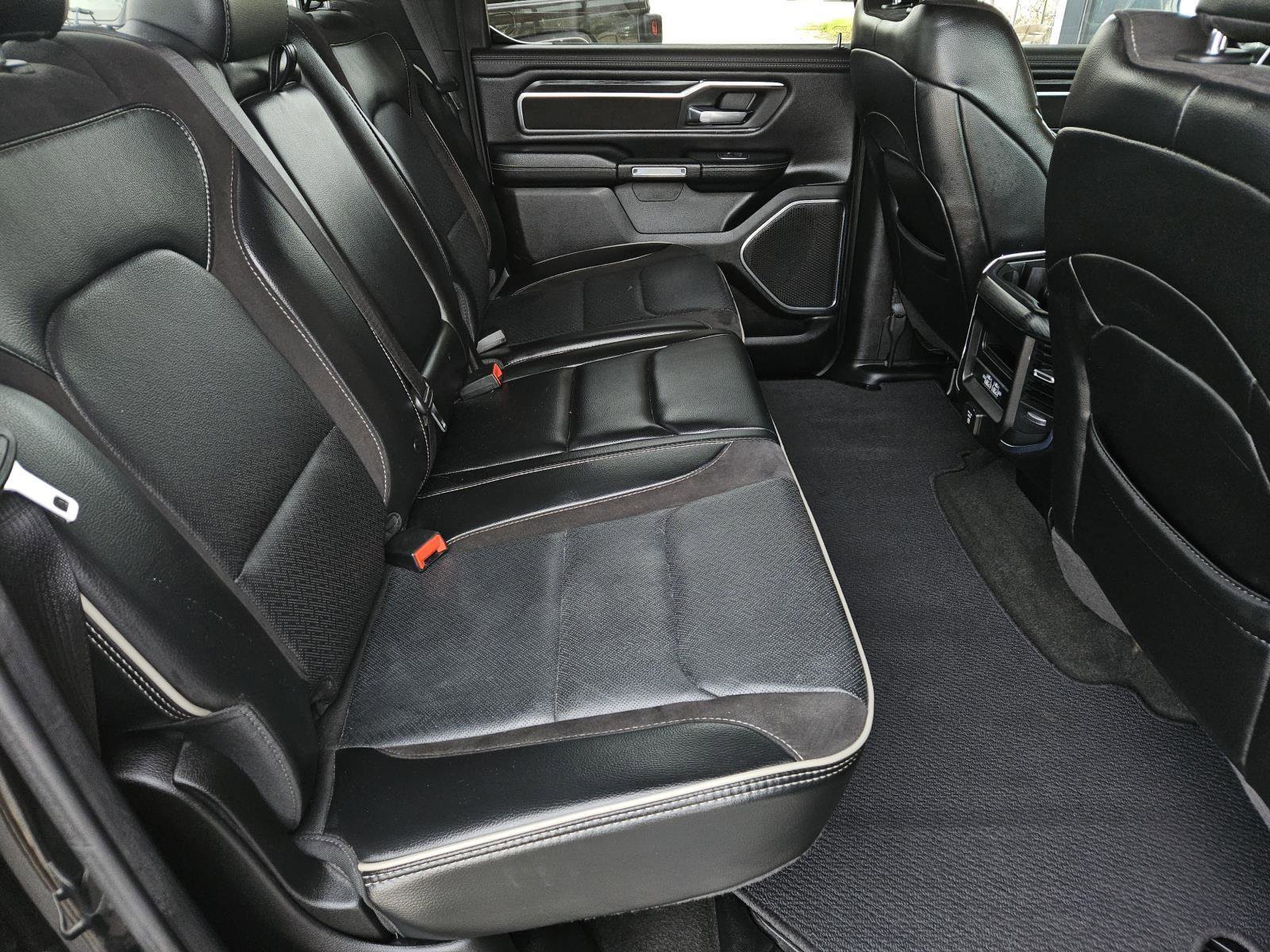 Used 2024 RAM 1500 Laramie RWD image 35