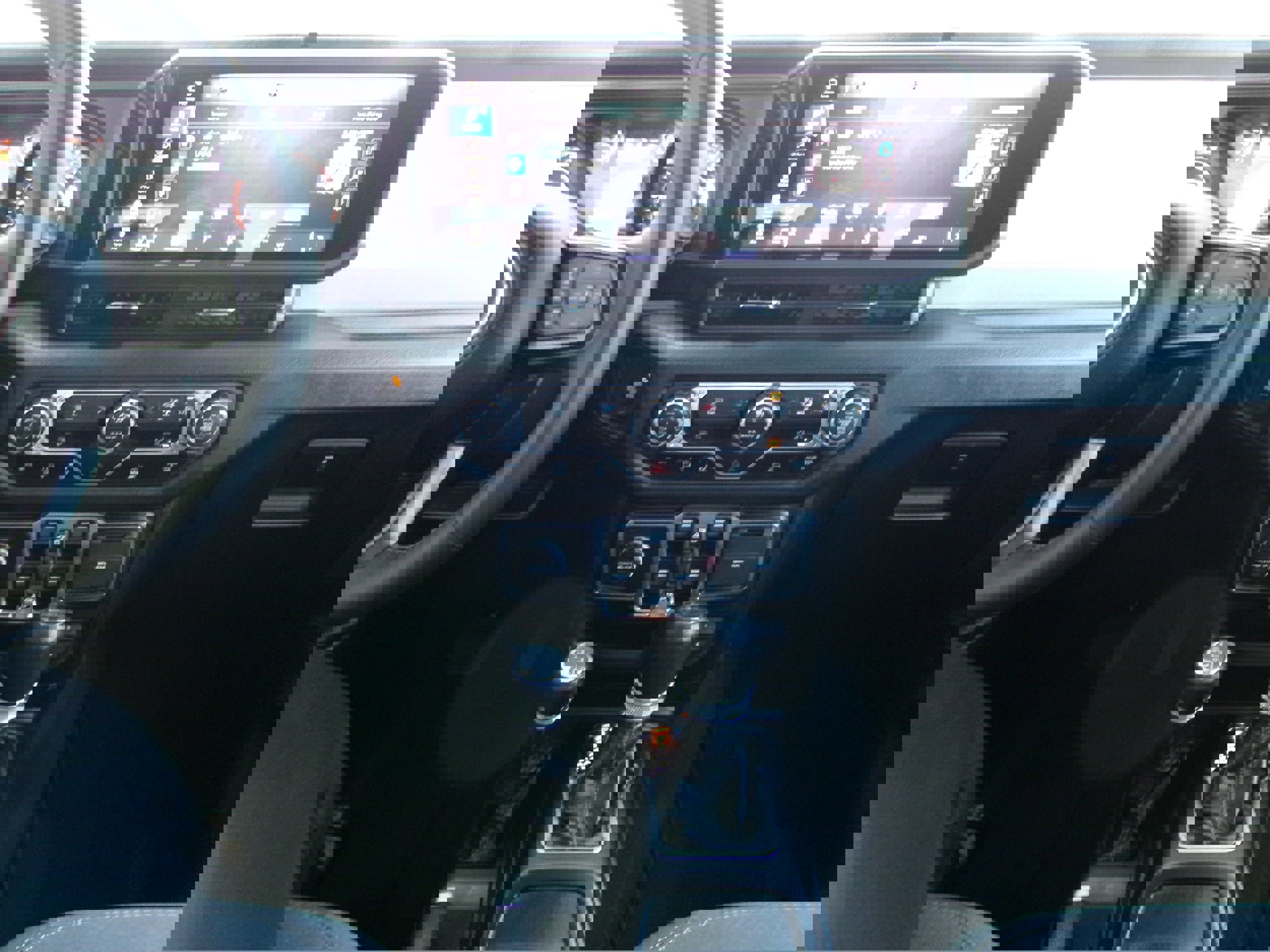 New 2025 Jeep Gladiator Sport image 14