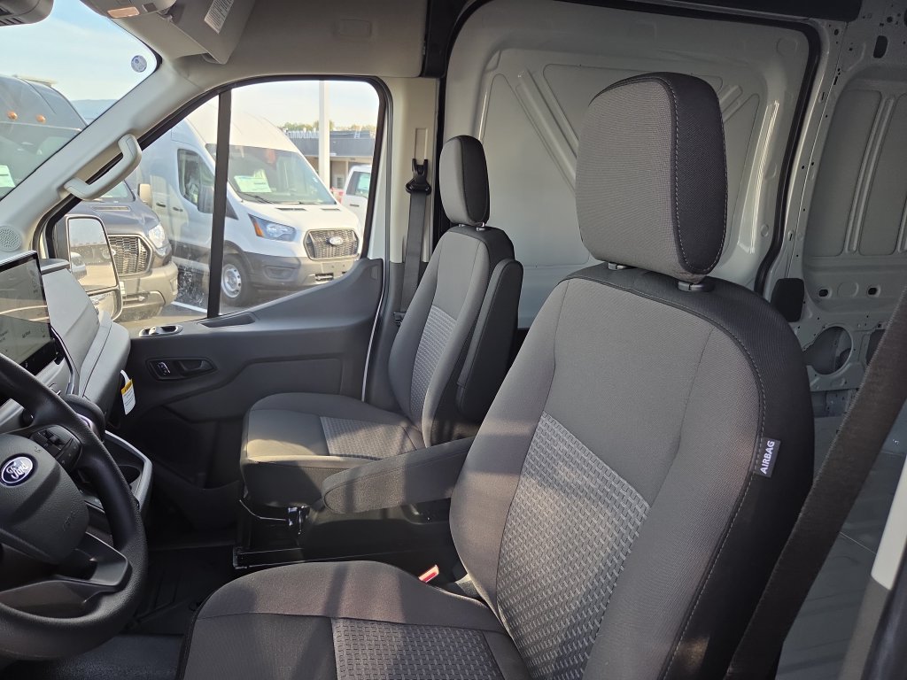 New 2027 Ford Transit 250 148 Medium Roof RWD image 22
