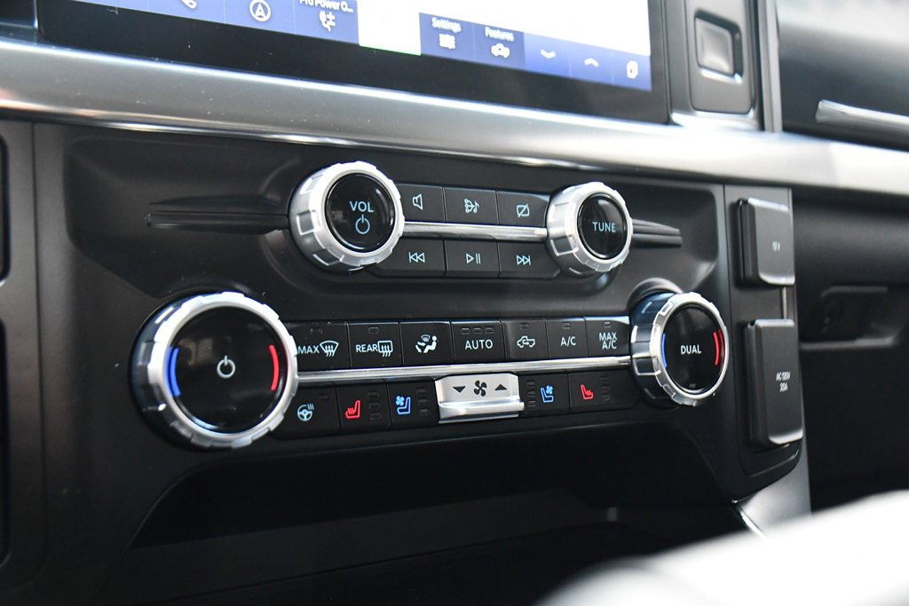 Used 2023 Ford F150 Lariat w/ Equipment Group 502A High image 28