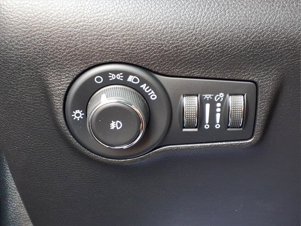 New 2026 Jeep Compass Latitude image 20