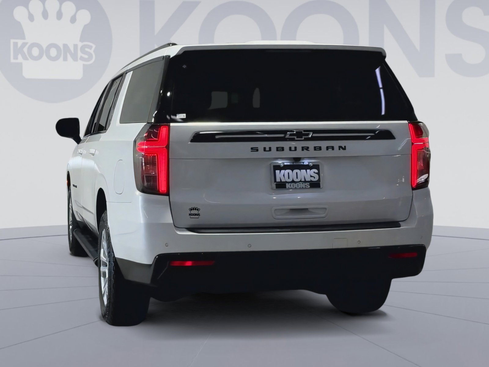 Used 2024 Chevrolet Suburban Z71 image 10