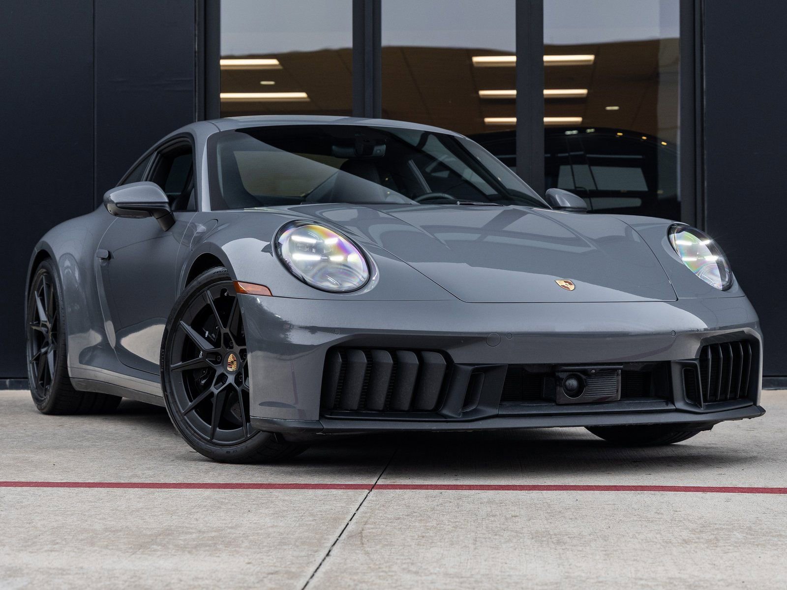 Used 2025 Porsche 911 Carrera GTS image 6