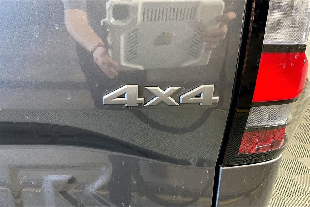 New 2026 Nissan Frontier SV w/ SV Convenience Package image 37