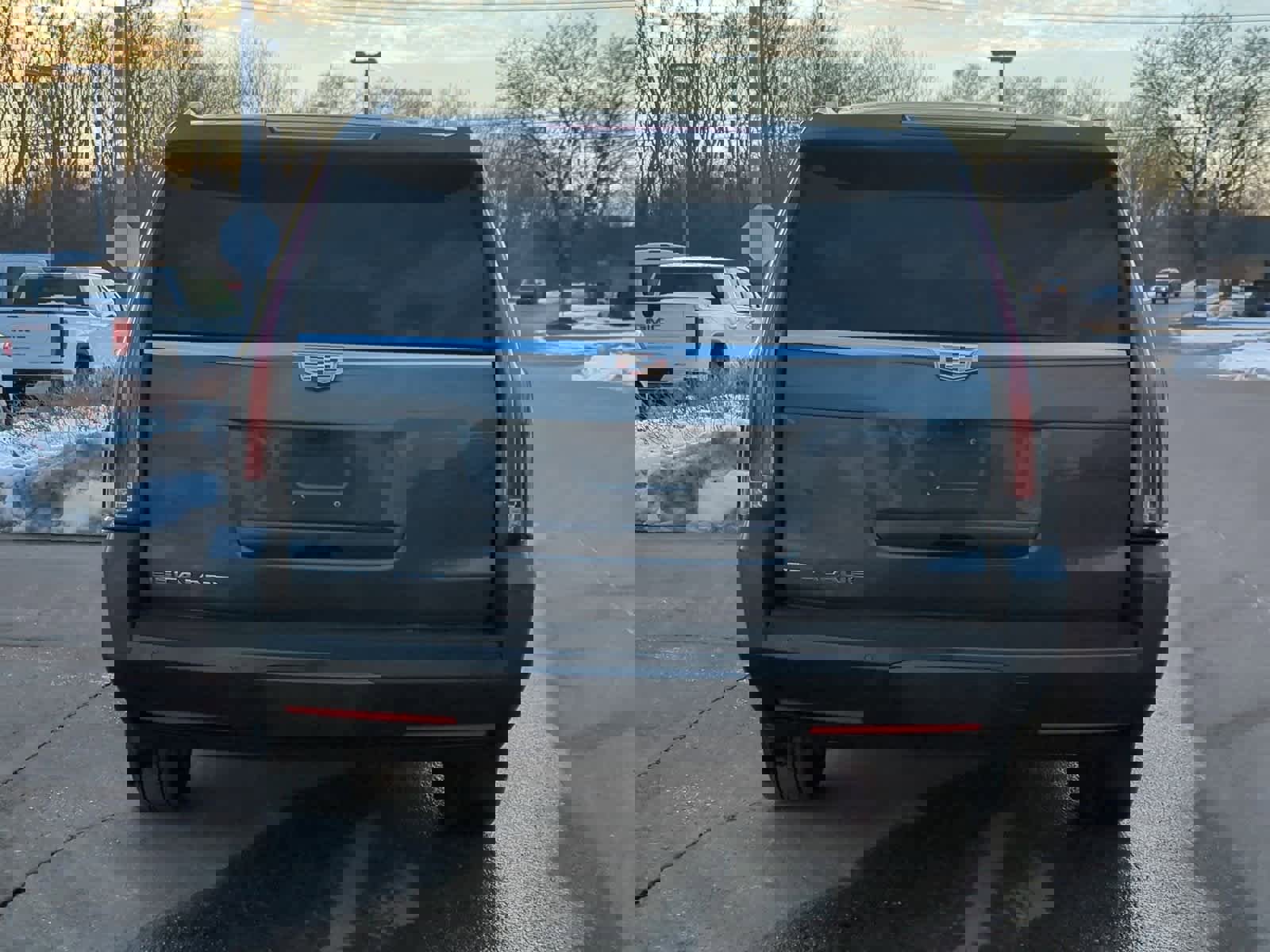 Used 2019 Cadillac Escalade ESV Luxury image 7