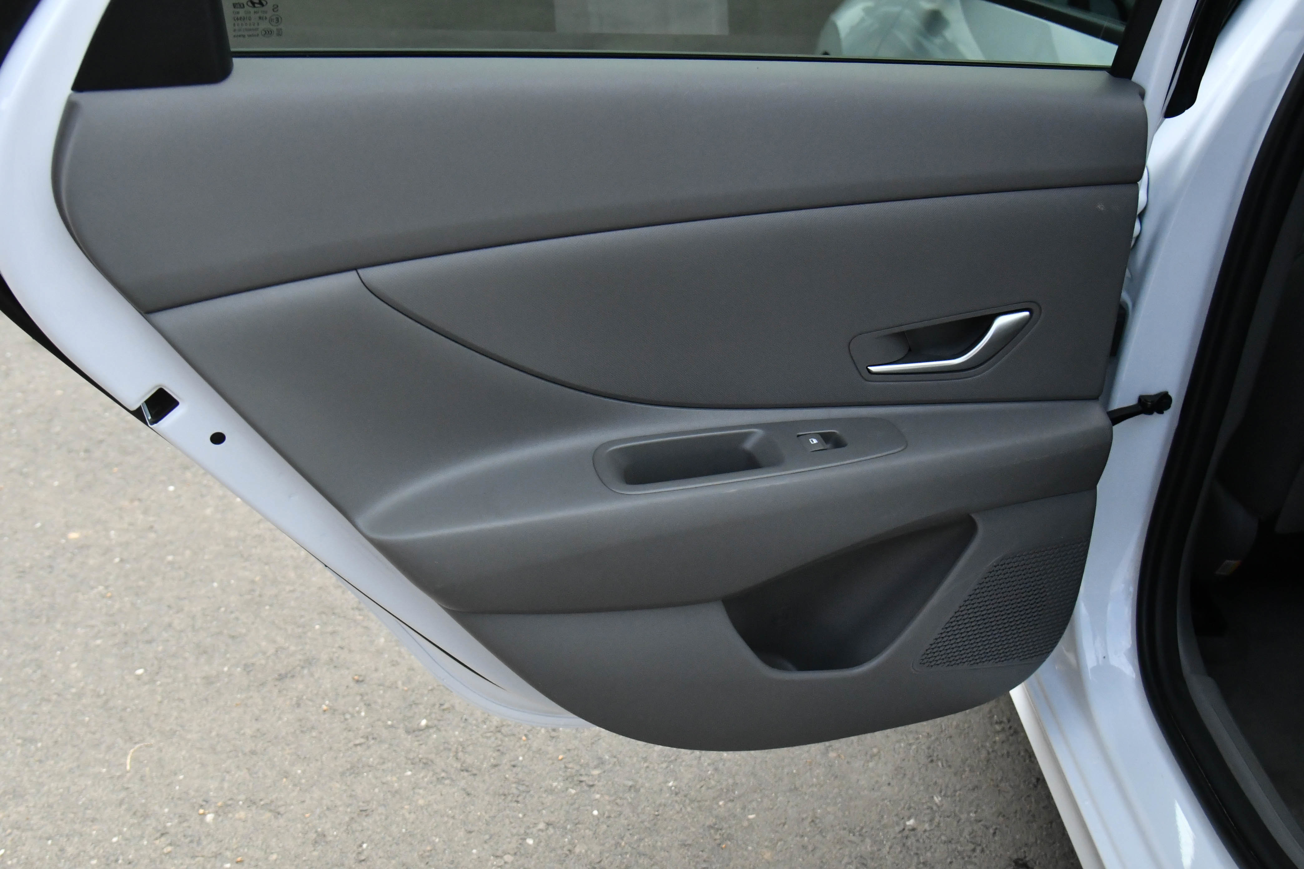 Used 2024 Hyundai Elantra SEL image 33