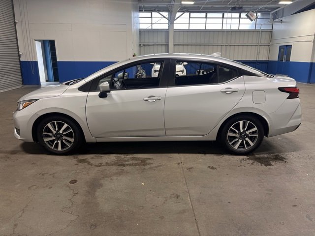 Used 2023 Nissan Versa SV image 6