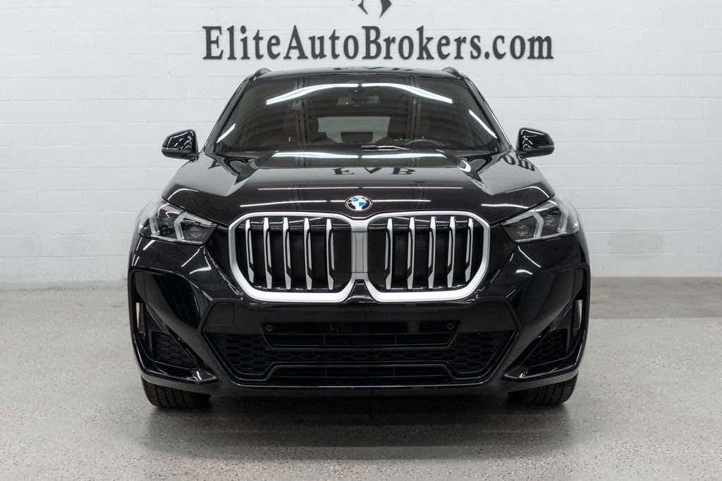 Used 2026 BMW X1 xDrive28i AWD/4WD image 3