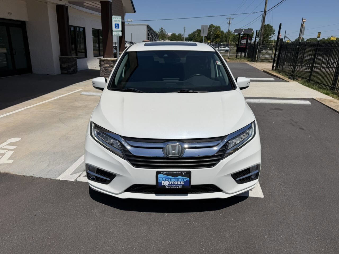 Used 2019 Honda Odyssey Touring image 9