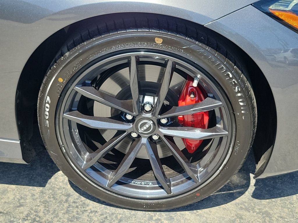 Used 2024 Nissan Z Performance w/ Floor Mat Package RWD image 5