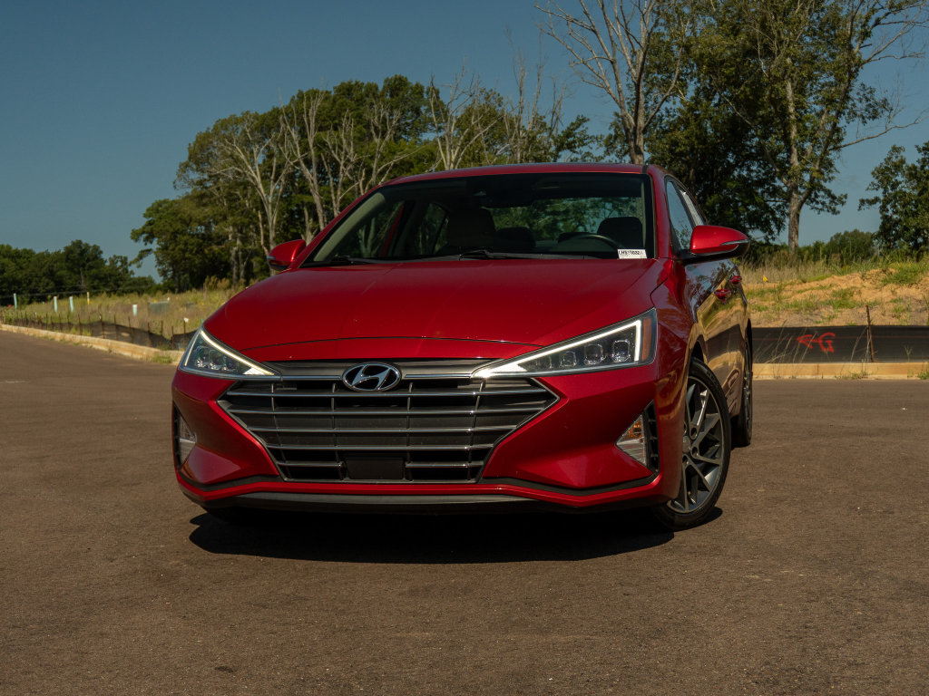 Used 2020 Hyundai Elantra Limited w/ Ultimate Package 03