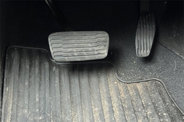 Used 2025 Chevrolet Silverado 1500 LT image 41