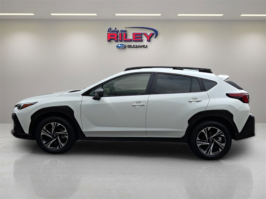 Used 2024 Subaru Crosstrek 2.0i Premium image 2