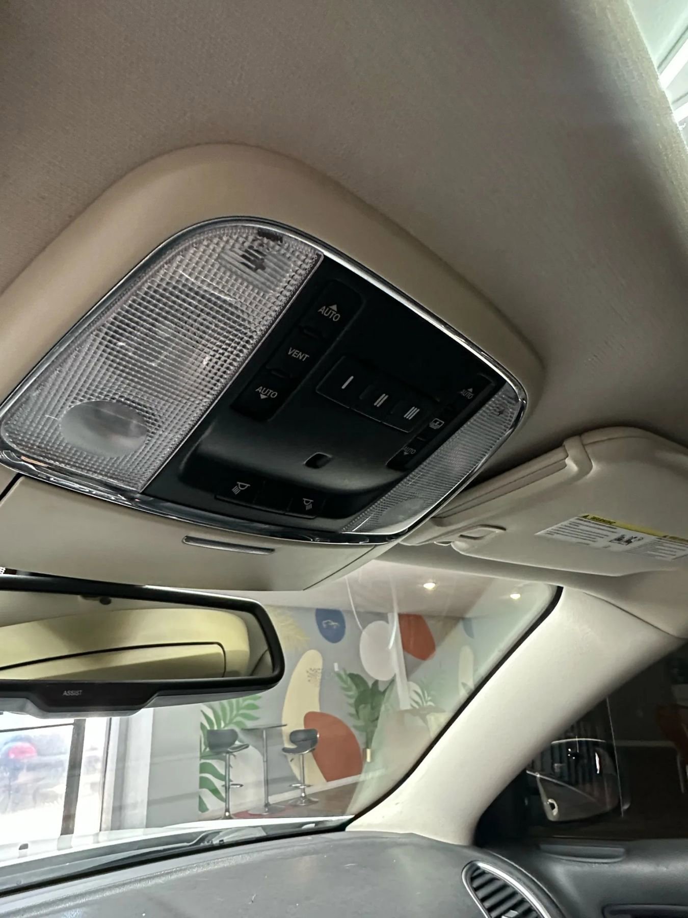 Used 2016 Chrysler 300 Limited image 22