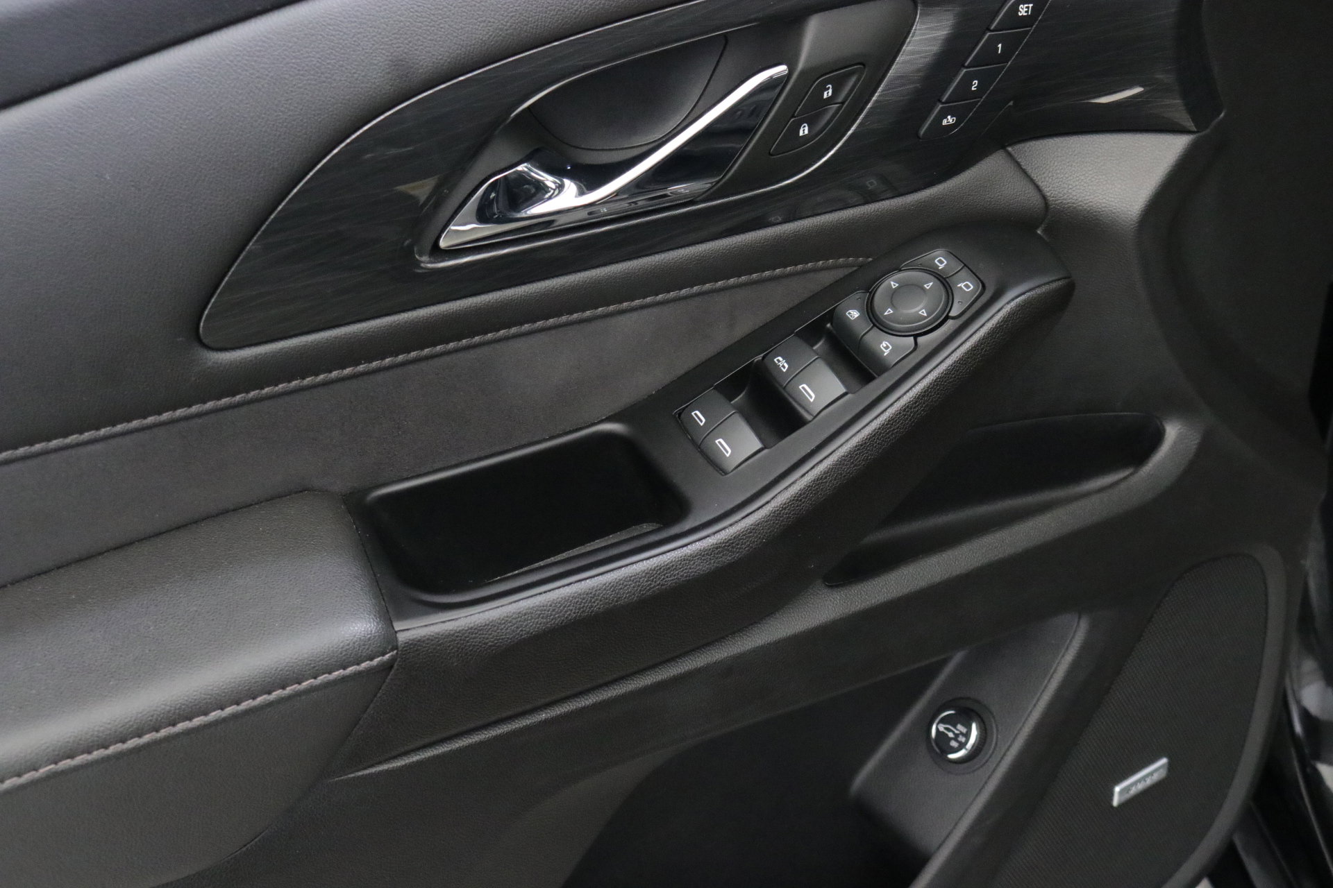 Certified 2023 Chevrolet Traverse High Country image 21