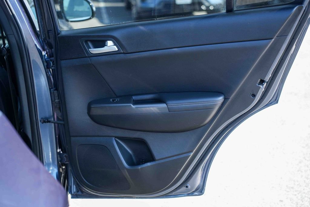 Used 2020 Kia Sportage S w/ S Sunroof Package AWD/4WD image 18