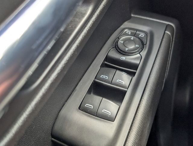 Used 2023 Chevrolet Silverado 1500 Custom image 39