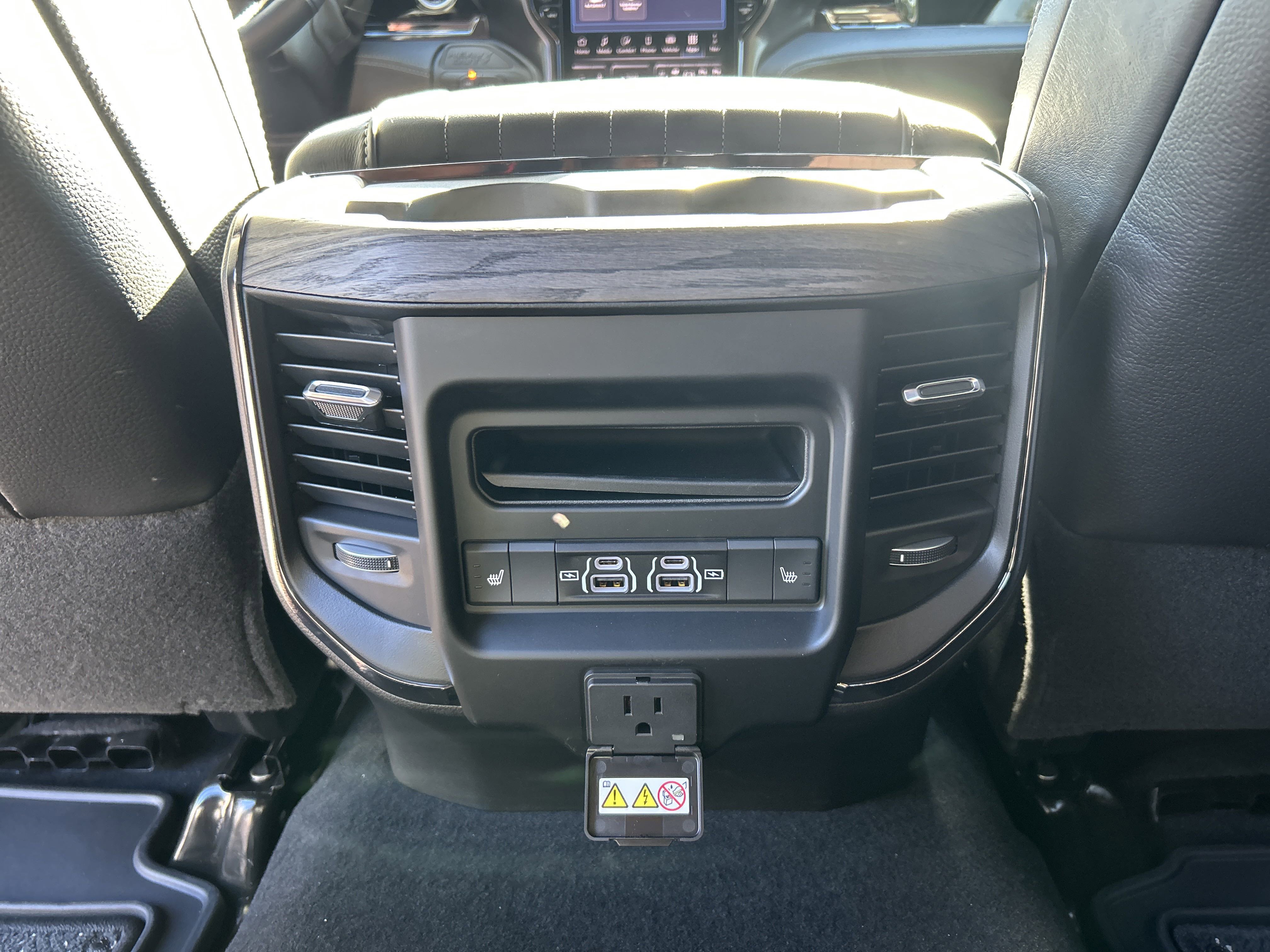 New 2026 RAM 2500 Limited image 38