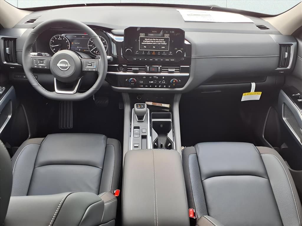 New 2025 Nissan Pathfinder SL image 12
