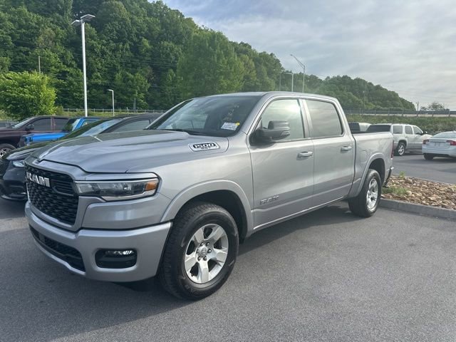 Used 2025 RAM 1500 Big Horn AWD/4WD image 2