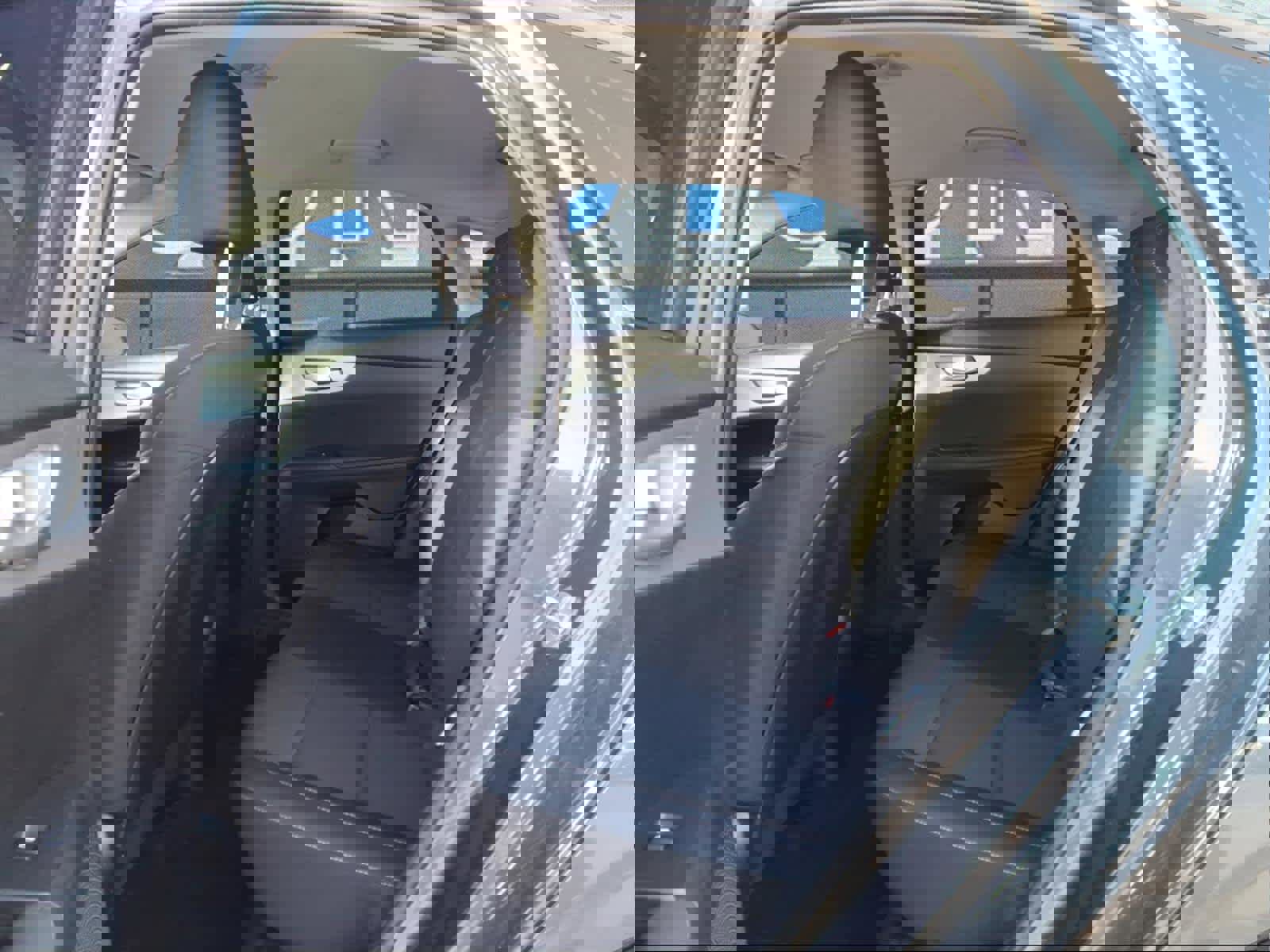 Used 2023 Kia Forte LXS w/ LXS Technology Package image 9