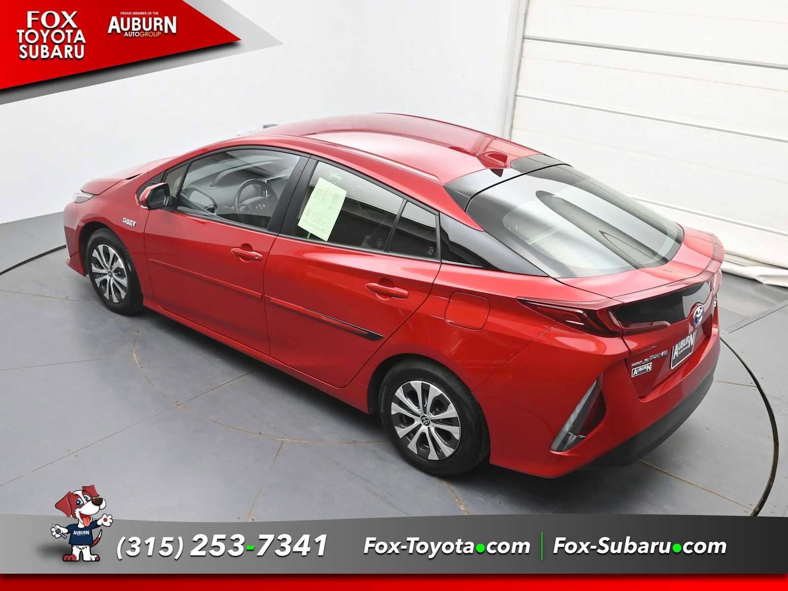 Used 2021 Toyota Prius Prime XLE FWD image 25