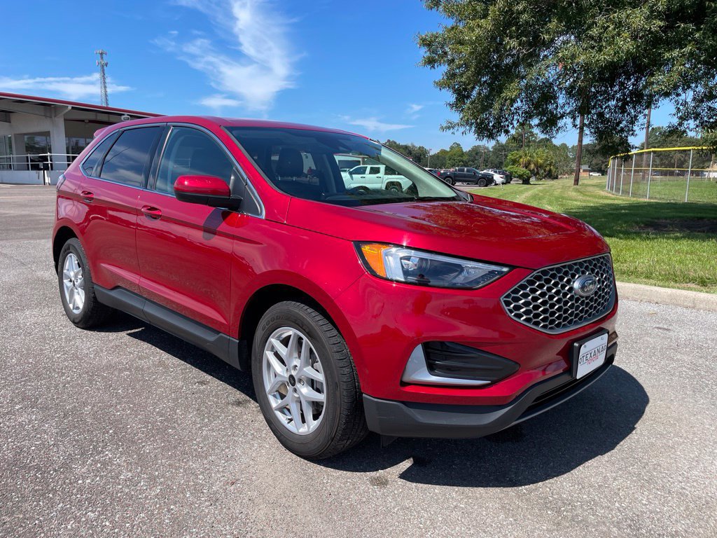 Used 2024 Ford Edge SEL