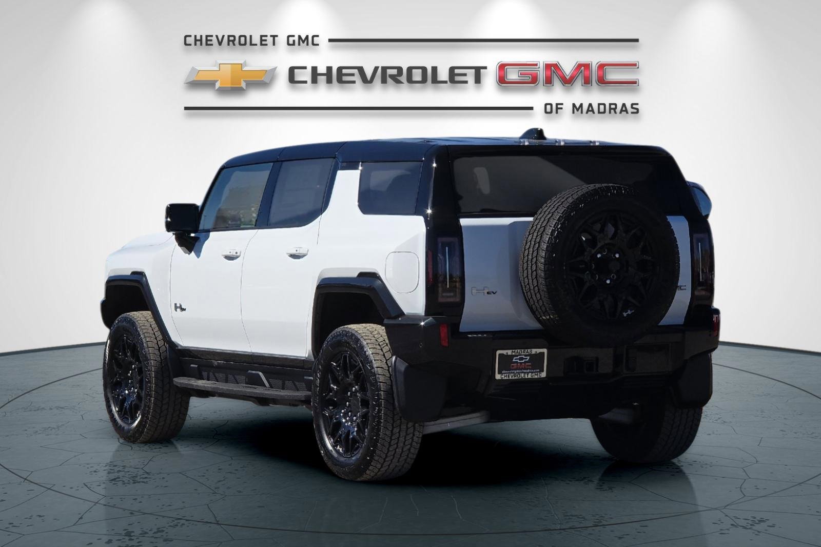 New 2026 GMC Hummer EV SUV w/ LPO, Sport Package image 5