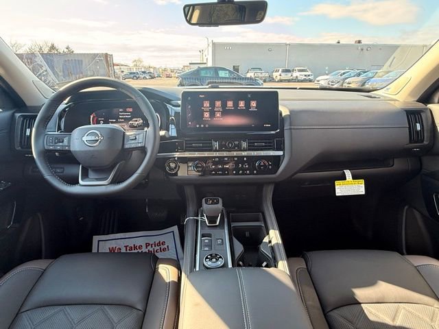 New 2026 Nissan Pathfinder Platinum w/ Cargo Package image 22