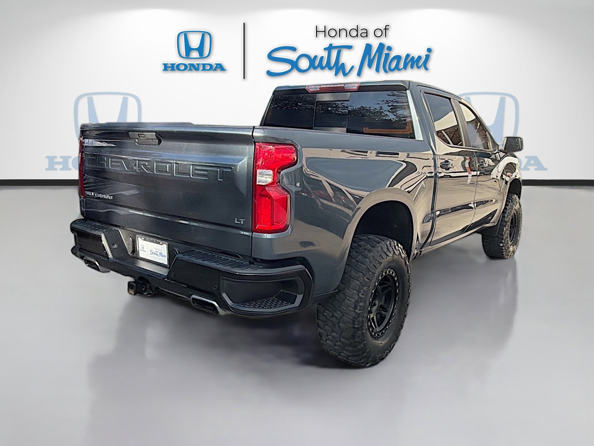 Used 2020 Chevrolet Silverado 1500 LT Trail Boss image 7