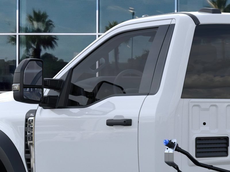 New 2026 Ford F550 2WD Regular Cab Super Duty image 30