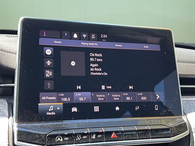 Used 2024 Jeep Compass Sport image 29