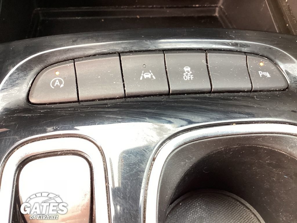 Used 2022 Buick Envision Preferred FWD image 27