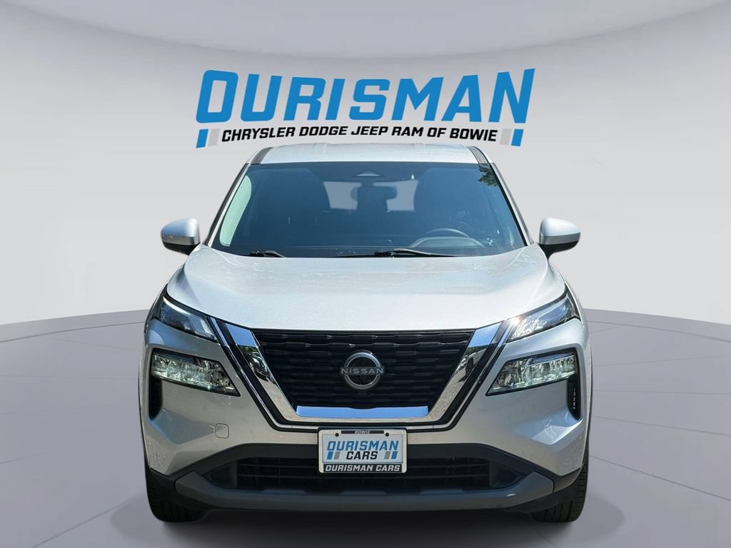 Used 2023 Nissan Rogue SV AWD/4WD image 6
