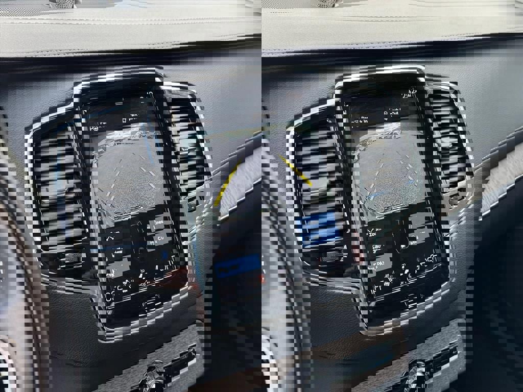 Used 2021 Volvo XC90 T8 Inscription w/ Advanced Package image 25